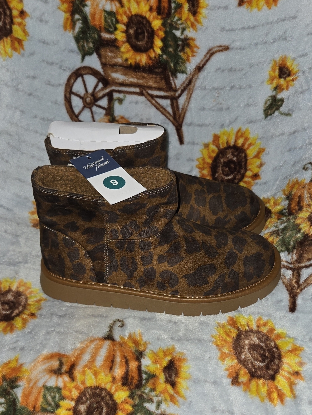 Universal Thread Brown Leopard Print Ankle Boots